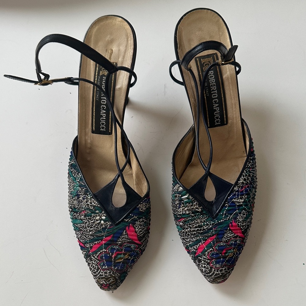 Uniquely élégant multicolored shoes by Roberto Capucci,Vintage condition
